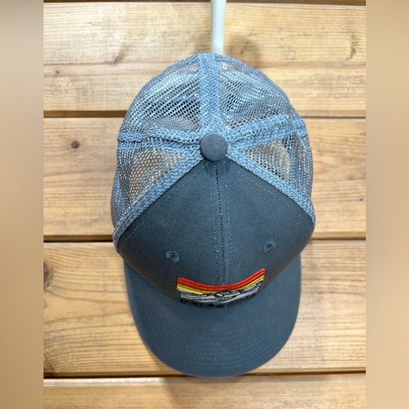 Patagonia Trucker Hat Gray Mesh Snapback Sunset Stripe Mountain Logo Kids/Womans - Picture 2 of 8
